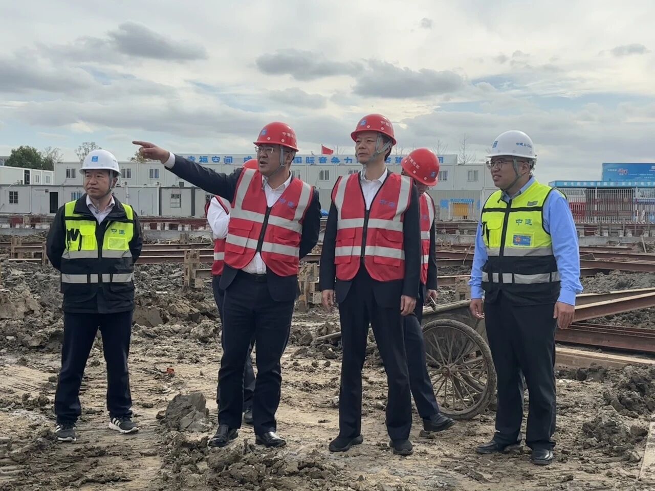 微信图片_2025-11-19_110501_264.jpg 微信图片_2025-11-19_110501_264.jpg