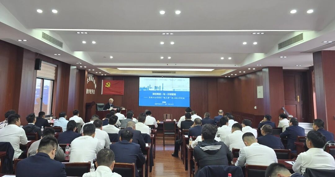 铁三角.jpg 铁三角.jpg